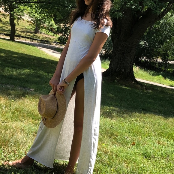 Stunning FP Beach long tee with slit. - Picture 2 of 11